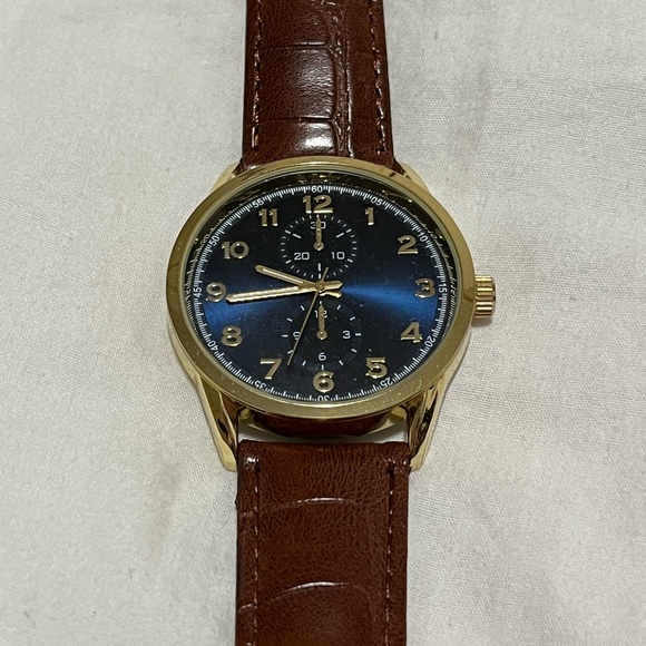 Other - Brown Leather Strap Watch